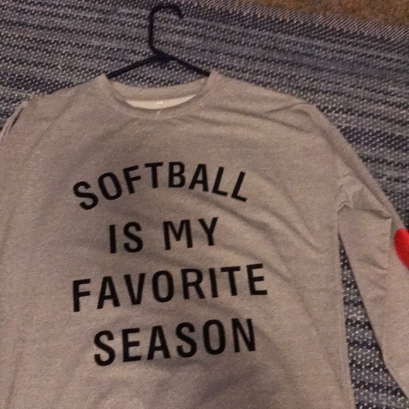 Sweatshirt - Picture 2 of 3